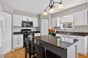 1310 Morgan Cir, North Strabane, PA 15317 - Photo 7