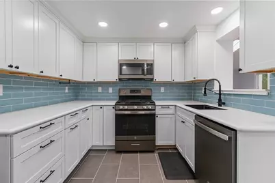 4052 Crestwood Dr, West Deer, PA 15044 - Photo 9