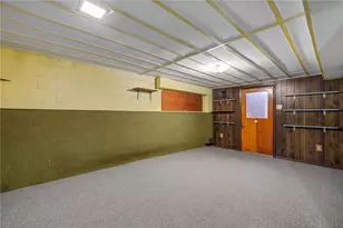 926 Gladys Ave, Beechview, PA 15216 - Photo 25