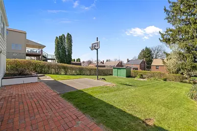 926 Gladys Ave, Beechview, PA 15216 - Photo 29