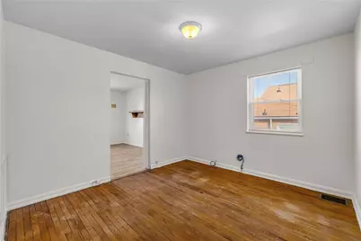 926 Gladys Ave, Beechview, PA 15216 - Photo 13