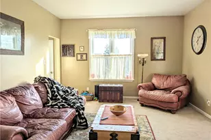 220 Overholt Dr, East Huntington, PA 15683 - Photo 5