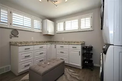 101 Meadow Dr, Elizabeth Twp/Boro, PA 15037 - Photo 23