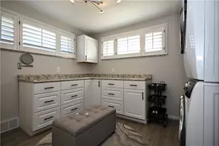 101 Meadow Dr, Elizabeth Twp/Boro, PA 15037 - Photo 23