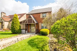 810 Irwin Dr, Pittsburgh, PA 15236 - Photo 3