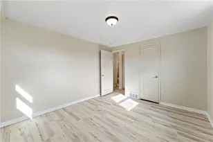 208 Creston Dr, West Mifflin, PA 15122 - Photo 27