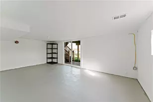 208 Creston Dr, West Mifflin, PA 15122 - Photo 35