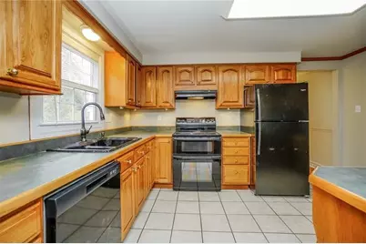 164 Friar Ln, Canonsburg, PA 15317 - Photo 5