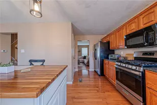 5020 Foxwood Ct, West Deer, PA 15044 - Photo 9