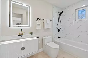 350 Mowry Dr, Pittsburgh, PA 15236 - Photo 15