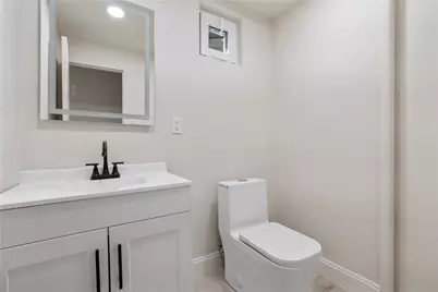 350 Mowry Dr, Pittsburgh, PA 15236 - Photo 21