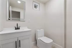 350 Mowry Dr, Pittsburgh, PA 15236 - Photo 21