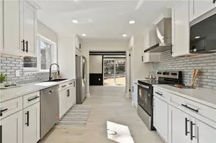 350 Mowry Dr, Pittsburgh, PA 15236 - Photo 7