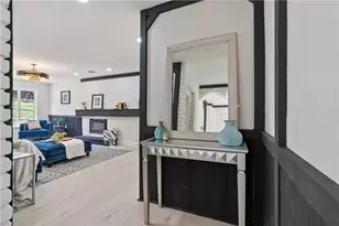 350 Mowry Dr, Pittsburgh, PA 15236 - Photo 9