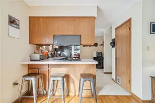 440 Shelbourne Dr, Pittsburgh, PA 15239 - Photo 3