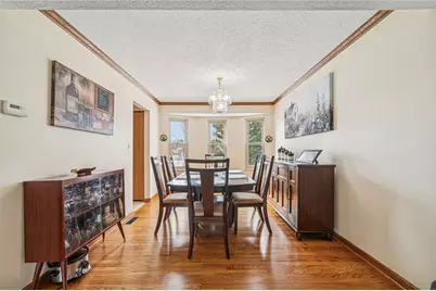 440 Shelbourne Dr, Pittsburgh, PA 15239 - Photo 9