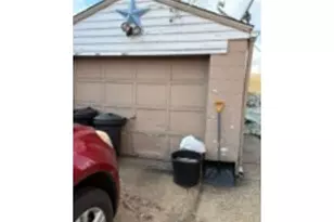 117 Delrose Dr, Liberty Boro, PA 15133 - Photo 3