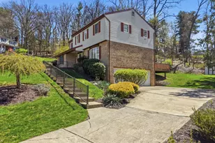 1608 Tamarack Dr, Pittsburgh, PA 15101 - Photo 35