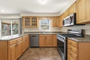 1608 Tamarack Dr, Pittsburgh, PA 15101 - Photo 7