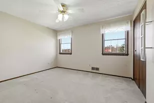 1608 Tamarack Dr, Pittsburgh, PA 15101 - Photo 23