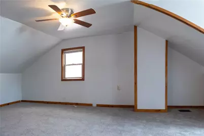 2020 Lowrie, Pittsburgh, PA 15212 - Photo 11