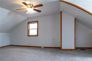 2020 Lowrie, Pittsburgh, PA 15212 - Photo 11