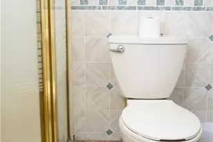 2020 Lowrie, Pittsburgh, PA 15212 - Photo 13