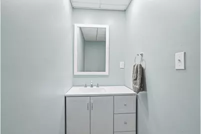 4111 Fairfield Avenue, Munhall, PA 15120 - Photo 23