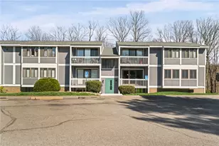 323 Ridge Point Cir, South Fayette, PA 15017 - Photo 3