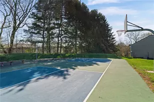 323 Ridge Point Cir, South Fayette, PA 15017 - Photo 11