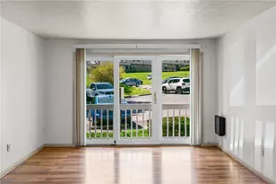 323 Ridge Point Cir, South Fayette, PA 15017 - Photo 21