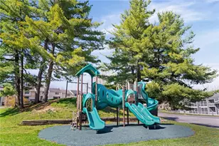 323 Ridge Point Cir, South Fayette, PA 15017 - Photo 7