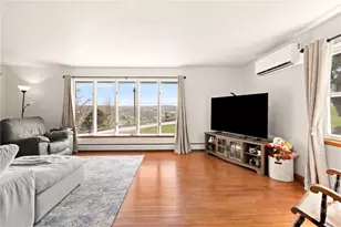 260 S Somerset St, Quemahoning Township, PA 15563 - Photo 9