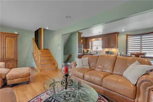 325 Sunnyside Rd, North Beaver Township, PA 16102 - Photo 11