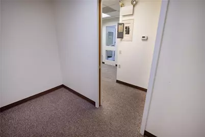 302 9th St, New Brighton, PA 15066 - Photo 9