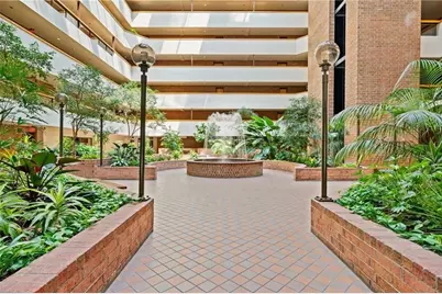 307 S Dithridge #011, Pittsburgh, PA 15213 - Photo 3