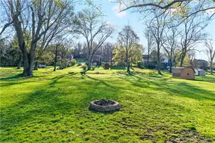 2808 Herron Ln, Pittsburgh, PA 15116 - Photo 25
