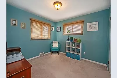 337 Long Dr, Pittsburgh, PA 15241 - Photo 17