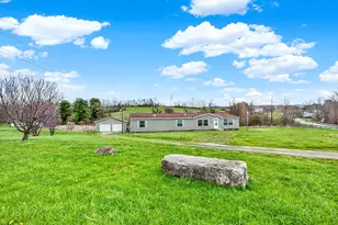 2533 W Crawford Ave, Dunbar Township, PA 15425 - Photo 1