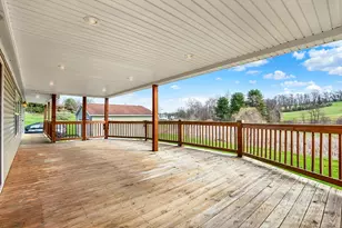 2533 W Crawford Ave, Dunbar Township, PA 15425 - Photo 7