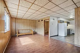 618 Broadway Ave, Stowe Township, PA 15136 - Photo 3