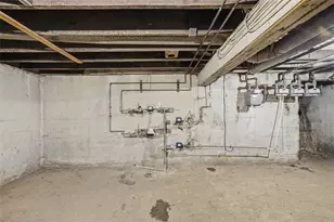 618 Broadway Ave, Stowe Township, PA 15136 - Photo 35