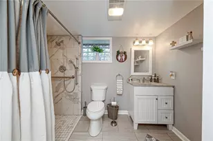 925 Lindenwood Dr, Pittsburgh, PA 15234 - Photo 25