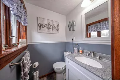 925 Lindenwood Dr, Pittsburgh, PA 15234 - Photo 15