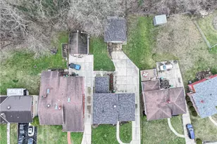 925 Lindenwood Dr, Pittsburgh, PA 15234 - Photo 33