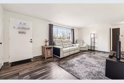 139 Peters Drive, Pittsburgh, PA 15116 - Photo 7