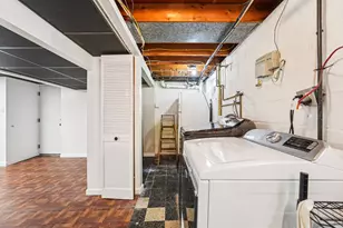 139 Peters Dr, Pittsburgh, PA 15116 - Photo 21