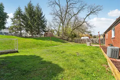 139 Peters Drive, Pittsburgh, PA 15116 - Photo 31