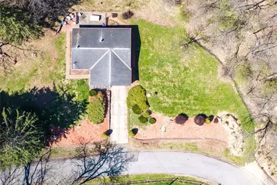 113 Center St, Evans City, PA 16033 - Photo 35