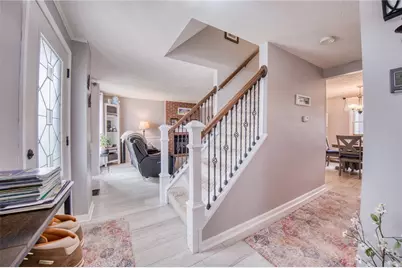 644 Northaven Circle, Pittsburgh, PA 15116 - Photo 5